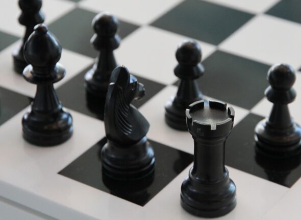 cropped-chess-140340_1920-2